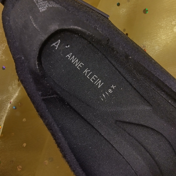 Anne Klein Iflex woman 7.5 good condition black sparkle ballet flats.Slip on. - Picture 7 of 9